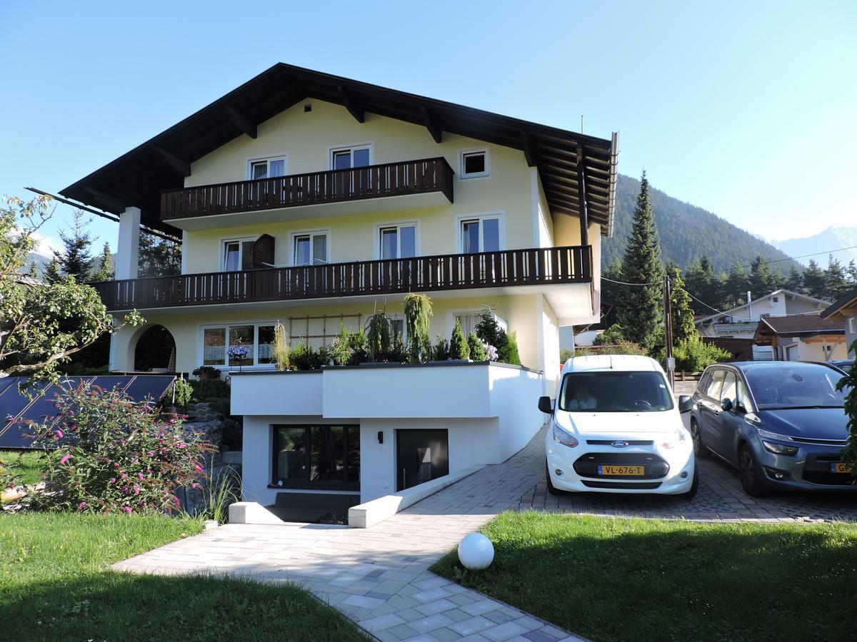Appartementhaus Bergland Obsteig Zewnętrze zdjęcie